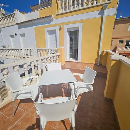 Chalet Adosado En La Playa Кульера Экстерьер фото