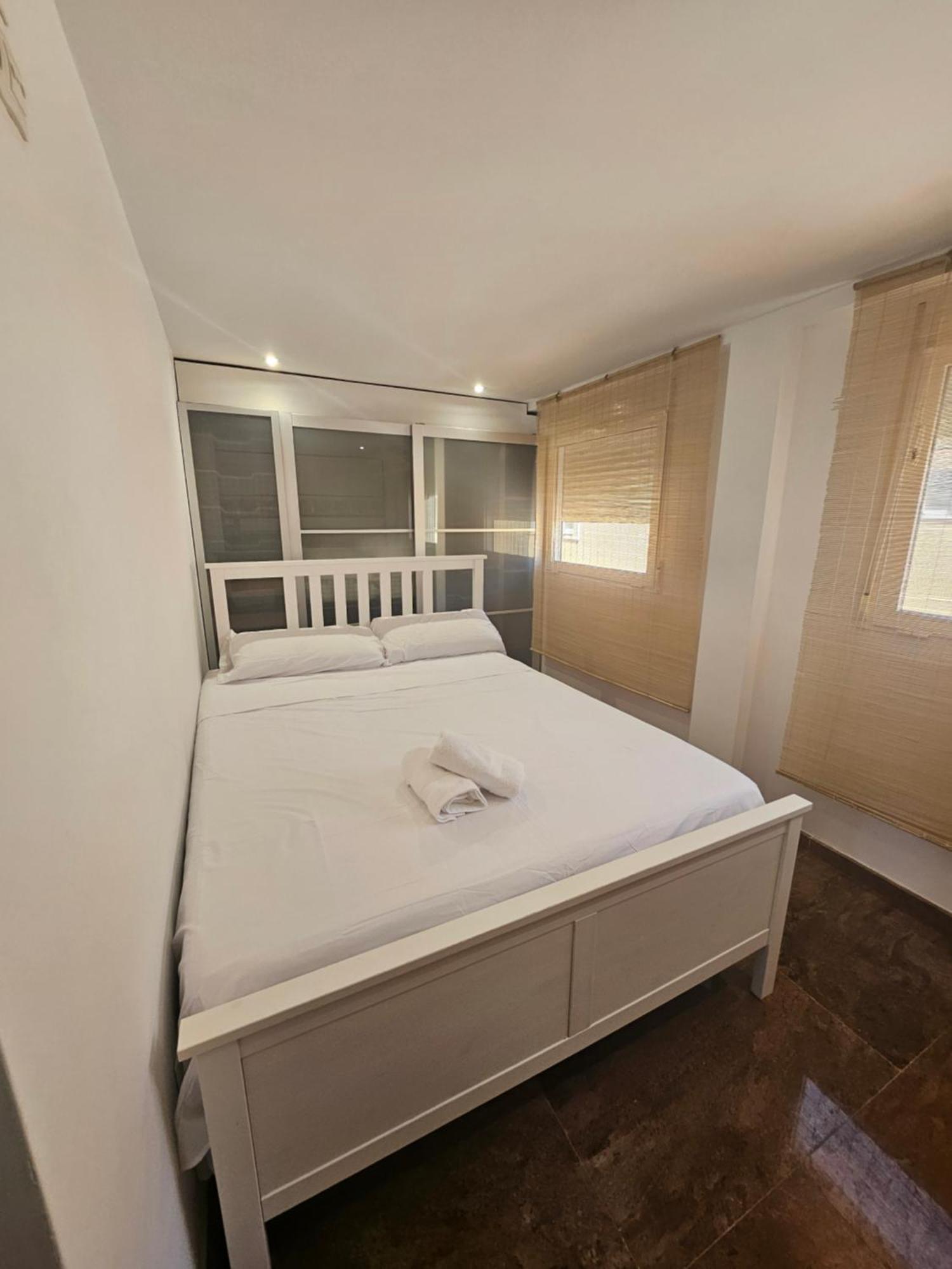 Chalet Adosado En La Playa Кульера Экстерьер фото